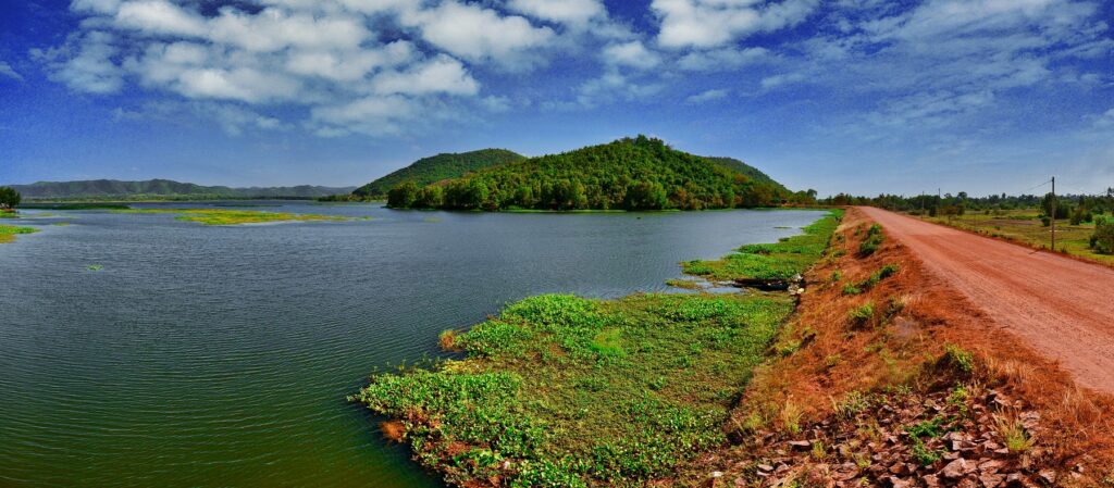 Secret Lake countryside roads, Kampot