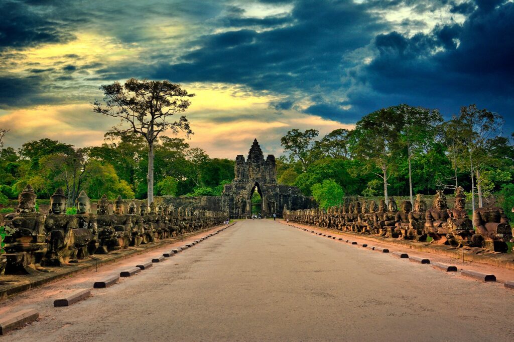 Tonle Om Gate South Gate, Angkor